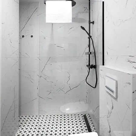 Design With Double Bed And Quiet Yard View * 里加