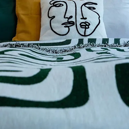 Design With Double Bed And Quiet Yard View Ryga